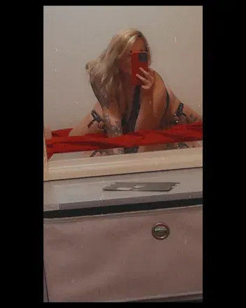 OnlyFans cuenta skyxo.c avatar 1