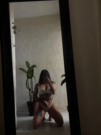 OnlyFans cuenta adharaof3 header 2