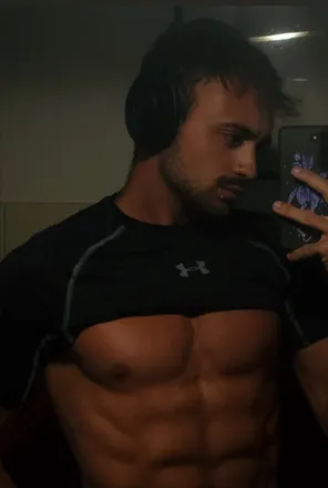 OnlyFans cuenta matt9500 header 2