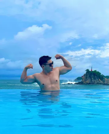 OnlyFans cuenta julio_villa header 2