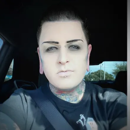 OnlyFans account  artisticallyspooky avatar 1
