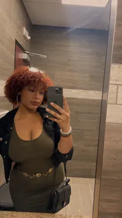 OnlyFans account  m1lkysyrup avatar 1