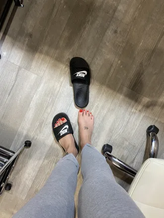 OnlyFans cuenta bootybydee header 2