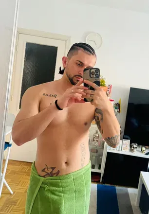OnlyFans account  denefra avatar 1