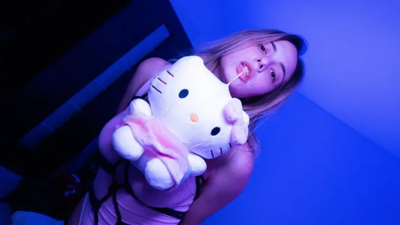 OnlyFans cuenta alice.online avatar 1