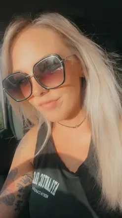 OnlyFans cuenta rimmerrae1 header 2
