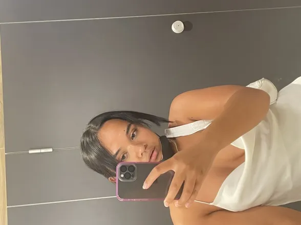 OnlyFans cuenta helenamcqueen header 2
