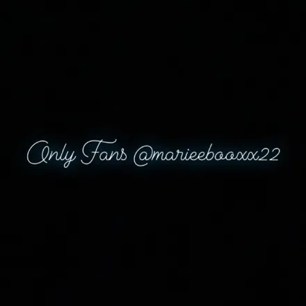 OnlyFans cuenta marieebooxx22 header 2