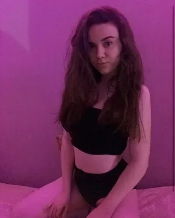OnlyFans account  itsgirldream avatar 1