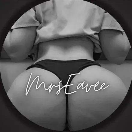 OnlyFans cuenta mrseavee avatar 1