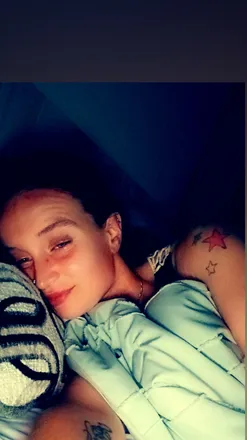 OnlyFans account  deemarie.dee header 2