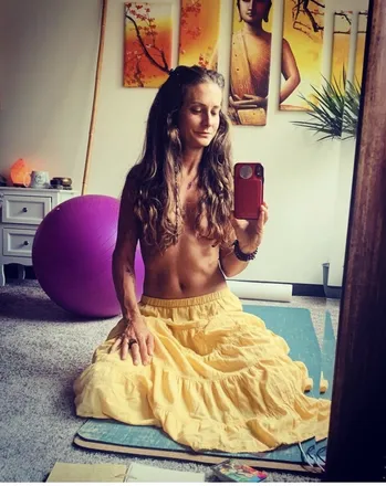 OnlyFans cuenta vivien_energy header 2