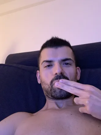 OnlyFans cuenta cris_fics header 2