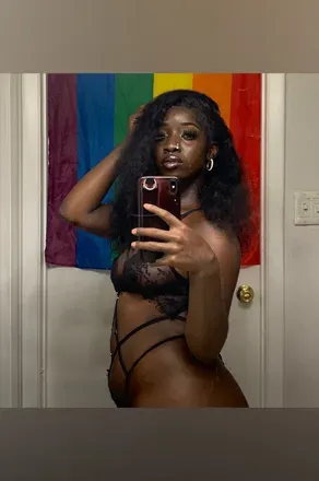 OnlyFans cuenta prettyexclusiveshi avatar 1