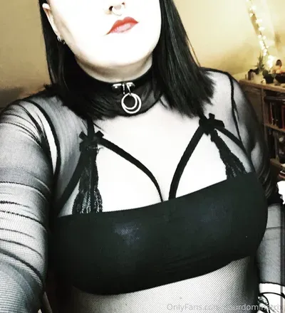 OnlyFans cuenta yourdominatrix avatar 1