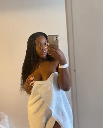 OnlyFans cuenta sevynn77 header 2