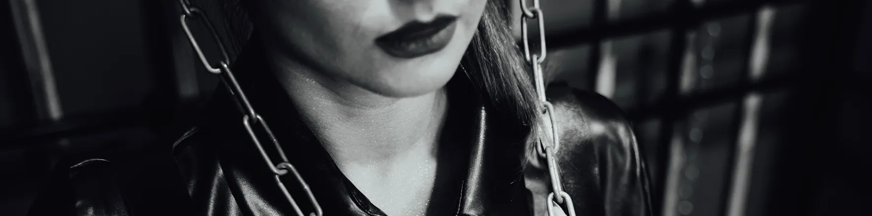 OnlyFans cuenta demonhuntress2 header 2