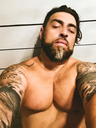 OnlyFans cuenta m0816m header 2
