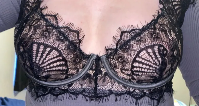 OnlyFans cuenta tayyylorbrooke header 2