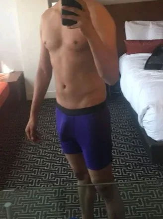 OnlyFans cuenta theguynextd00r avatar 1