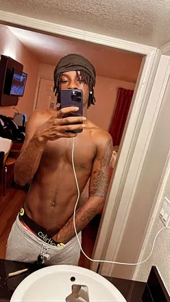OnlyFans cuenta lov3rboyydee avatar 1