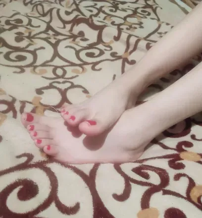 OnlyFans cuenta liafeet_24 avatar 1