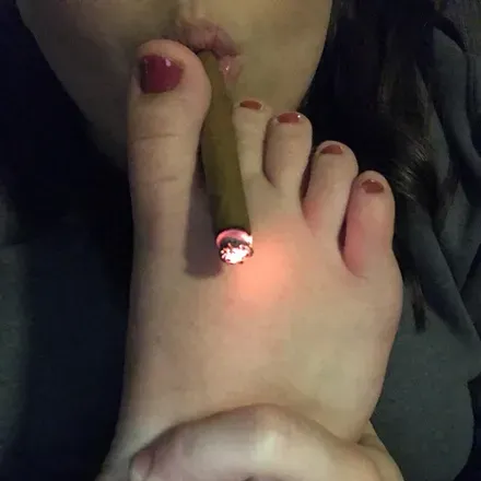OnlyFans cuenta scarletlust00 avatar 1