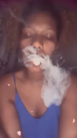 OnlyFans cuenta kravinmelanin header 2