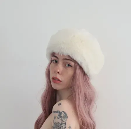 OnlyFans account  thaysvita avatar 1