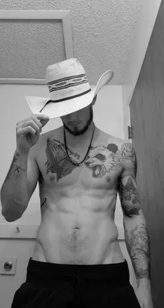 OnlyFans account  tatoodancut avatar 1