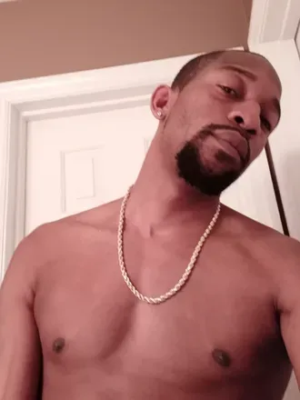 OnlyFans cuenta kingjames81 avatar 1
