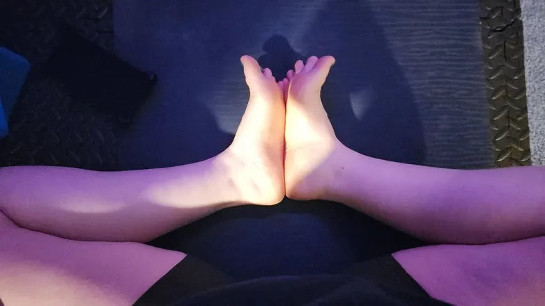OnlyFans cuenta goddessmfeet header 2