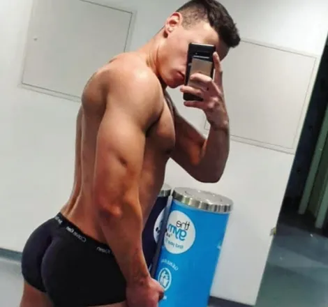 OnlyFans cuenta bigpeach header 2