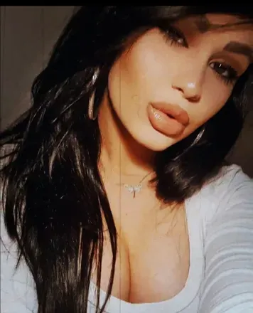 OnlyFans account  lorenaradu avatar 1