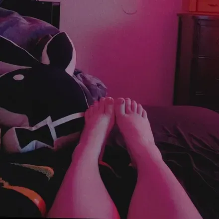 OnlyFans cuenta cutefeet_420000 header 2
