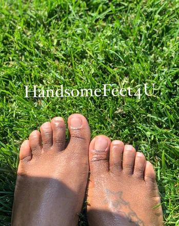 OnlyFans cuenta handsomefeet4u header 2