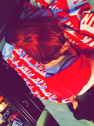 OnlyFans cuenta thequeeenbee header 2