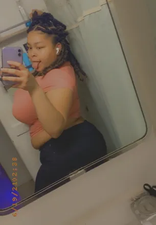 OnlyFans cuenta lillshawtygen header 2