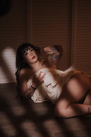OnlyFans cuenta bobbiezoe header 2