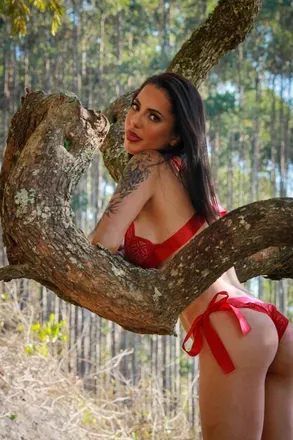 OnlyFans of bellaleon.com