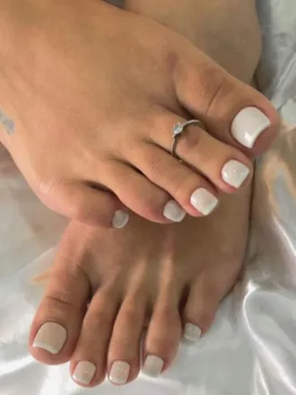 OnlyFans cuenta feetsbia header 2