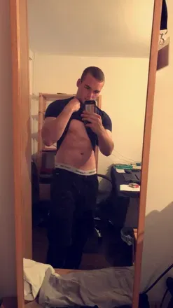 OnlyFans cuenta u67414307 avatar 1
