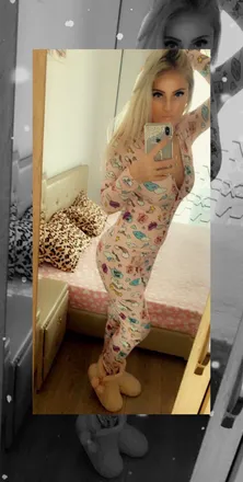 OnlyFans cuenta alanabarbie header 2