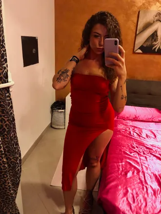 OnlyFans cuenta sconosciuta2001 header 2