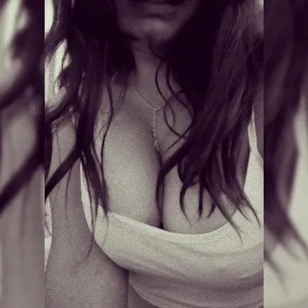 OnlyFans cuenta zarahv avatar 1