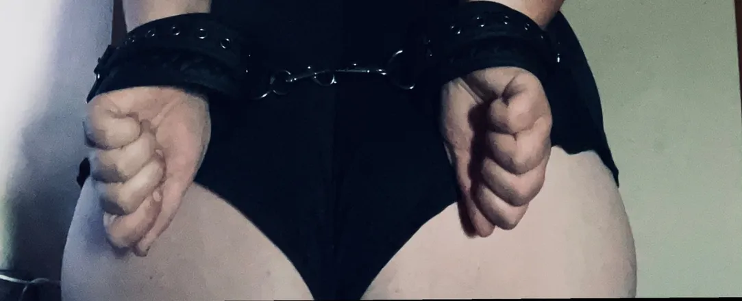 OnlyFans cuenta honeyxlena header 2