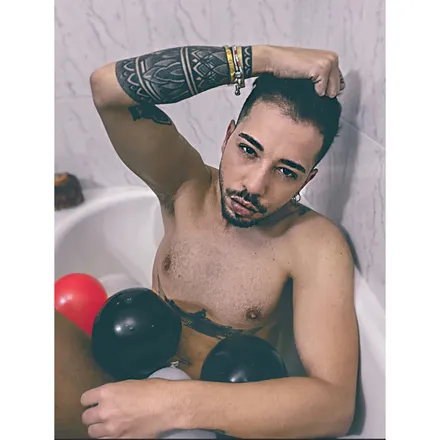 OnlyFans cuenta officialkyle3.0 header 2
