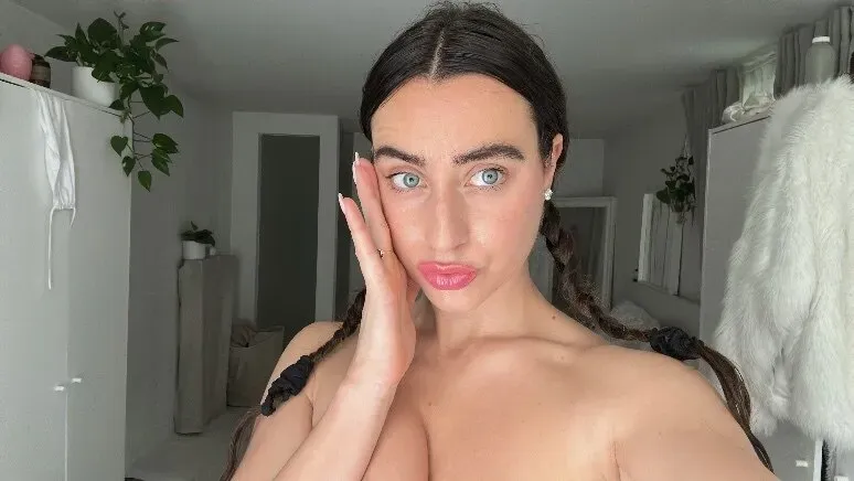 OnlyFans cuenta hiselena avatar 1