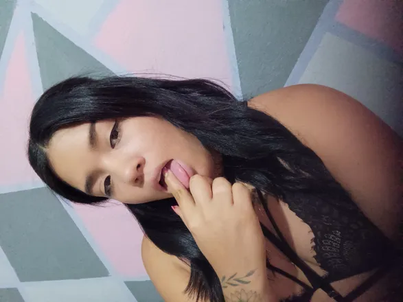 OnlyFans account  lamorenitajuguetonaa header 2