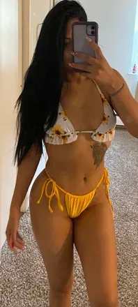 OnlyFans account  michelr87985294 avatar 1